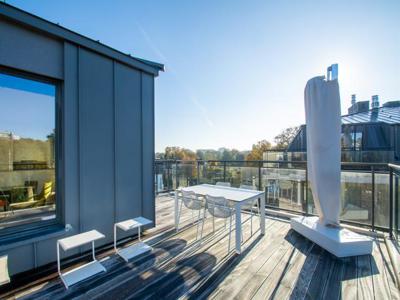 Mooi gemeubileerd penthouse - 2k + terras (Ter Kamerenbos)