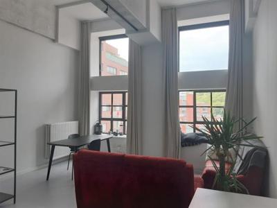 Prachtige nieuwbouw flat te huur in residentie Hungaria