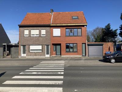 Recent gerenoveerde woning met tuin en garage