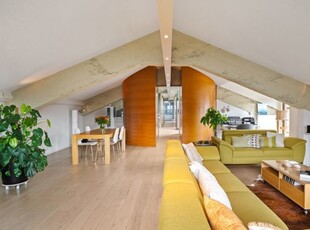 Prachtige penthouse met uniek dakterras op toplocatie!