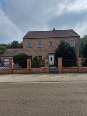 Statige villa met 5 slaapkamers