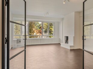 Stijlvol appartement met uitzonderlijke ligging en twee t...