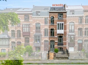 Top locatie: Herenhuis bestaande uit 3 appartementen