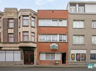 Woning opgedeeld in 2 appartementen en duplex