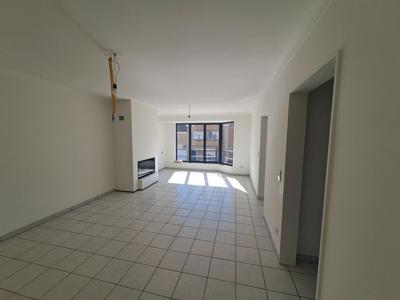 2 slaapkamer appartement met ruim balkon.