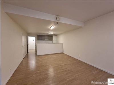 Appartement met Terras en 2 Slaapkamers , Brussel