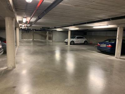 Centraal gelegen autostandplaats