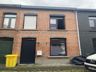 Charmant rijhuisje in doodlopende straat in het centrum