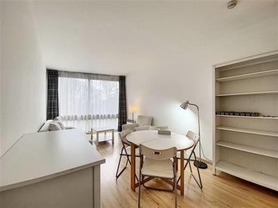 CHURCHILL, SUPERBE STUDIO DE ± 29M²