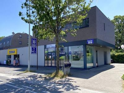 Commercieel gelegen kantoor in Lochristi