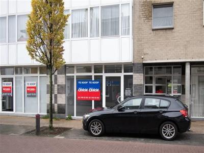 Gerenoveerde kantoorruimte in het centrum van Schelle