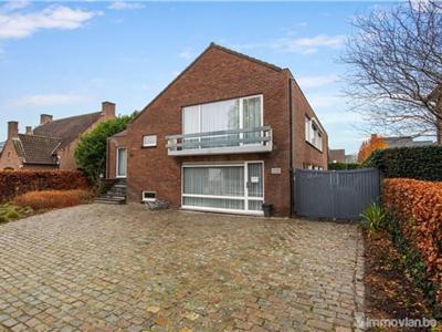 Huis in Steenweg op Tielen 28 Turnhout