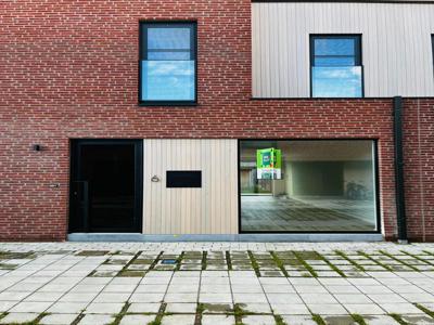 NIEUWE WONING MET TUIN - 3 SLPK & PARKING