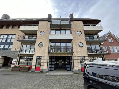 NINOVE - Ruim duplexappartement met dubbele garage.