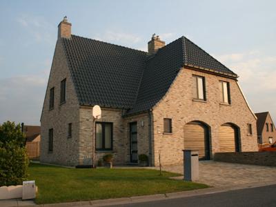 Prachtige villa, rustig gelegen met garage