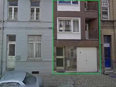 Ruim appartement op het gelijkvloers met twee slaapkamers en