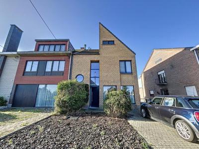 Ruime driegevelwoning met 5 slaapkamers