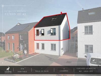 Schitterende 3 slaapkamer flat in FORCHIES-LA-MARCHE