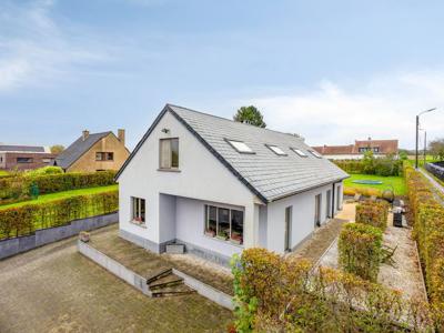 Stijlvolle villa met 4 slaapkamers.