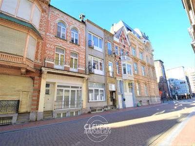 Superleuke duplex met 2 slpk's aan de voet van de zeedijk