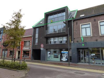 Uniek 1-slaapkamer appartement kijkende op Park Deroissart.