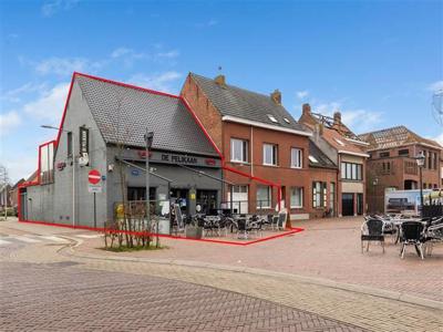 Verhuurd handelspand met duplex-appartement met mogelijkhede