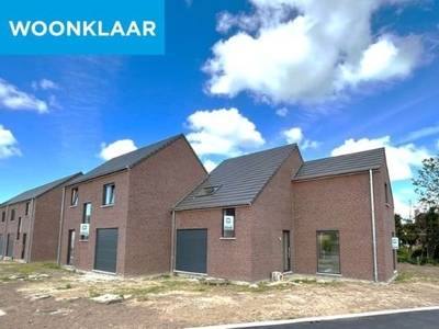 Rustig gelegen halfopen nieuwbouwwoningen te Jabbeke