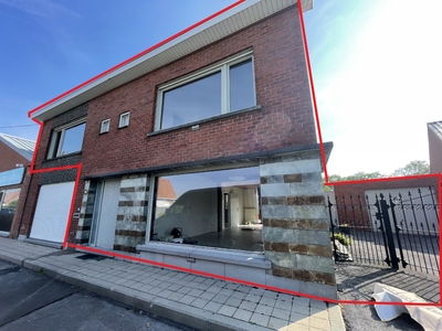 Ruime woning met 6 slaapkamers, tuin en garage te Ledegem