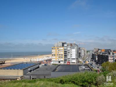 Lichtrijke vakantiestudio, zongericht en op 50m van strand.