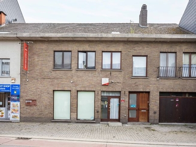 3 entiteiten mogelijk (450m²) met 6 slpks, garages en tuin