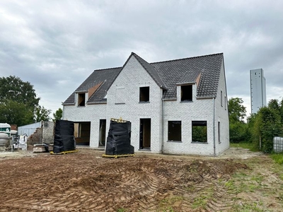 Te koop, landelijke nieuwbouwwoning met zuidgerichte tuin...