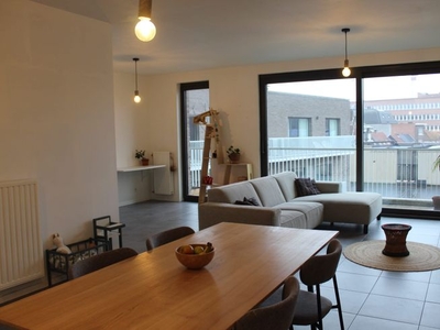 Lichtrijk 1slpk-appartement met groot terras (onbemeubeld)