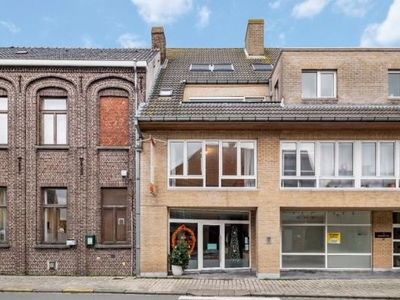 Uitstekend gelegen appartement te Zedelgem