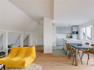 Gerenoveerd appartement met loft-look