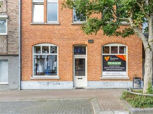 HANDELSPAND/KANTOOR OP IDEALE LIGGING TE BERINGEN CENTRUM