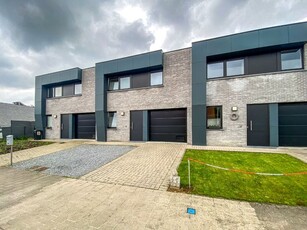 Recente energiezuinige woning (bouwjaar 2017) met 3 slaapka