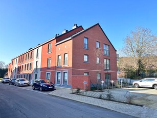 Appartement (2 slpks) met 2 terrassen, tuin en parking