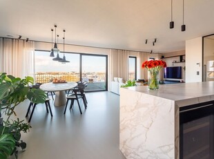 Luxe hoekappartement in moderne residentie op toplocatie