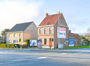 Open bebouwing op zichtlocatie te Waregem