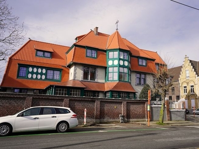 Lichtrijke studentenkamer (17,66 m²) in gerestaureerde vi...