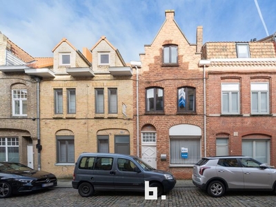 Te renoveren woning in het historisch stadscentrum van Iepe