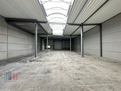 428 m² KMO-unit te koop langs Kortrijkseweg