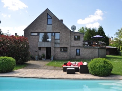 Mooie villa met zwembad (St. Johns)