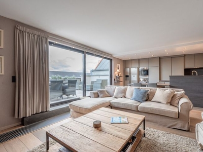 Prachtig penthouse met magnifieke open zichten en ruime ter