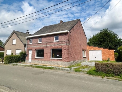 Ruime woning met mooie tuin te Herent