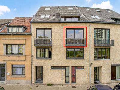 Energiezuinig appartement met garagebox aan de Leie