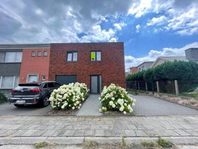 Mooie moderne woning nabij OLV