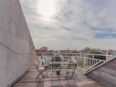 CHATELAIN - DUPLEX PENTHOUSE 3SK - terras 16m² SO