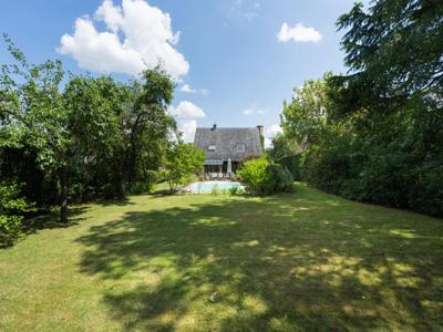 ONDER OPTIE Dion-le-Mont, VILLA (3CH/2SDB/BUREAU/POOL)