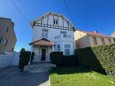 Faubourg, karaktervolle villa met tal van mogelijkheden